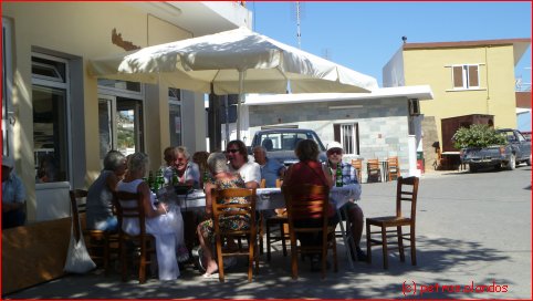 kafenion_agios_stefanos